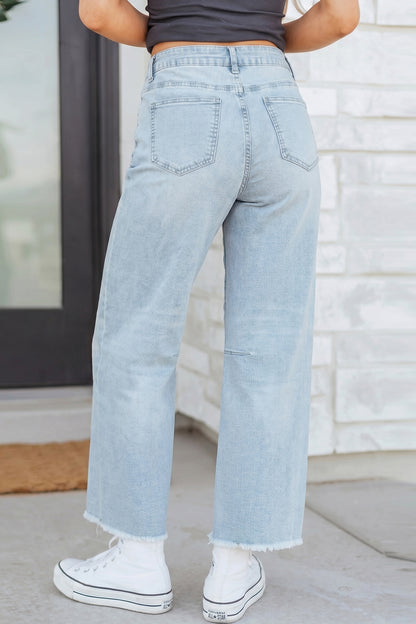 Frayed Cropped Straight Jeans